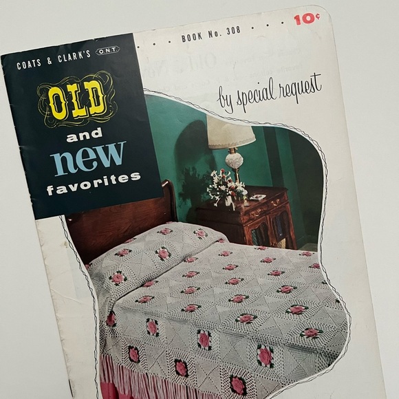 1954 Vintage Coats & Clark’s O.N.T. Old & New Favorites Crochet Magazine - Picture 1 of 5